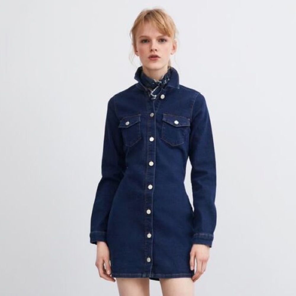 Zara TRF Size Medium Dark Wash Long Sleeve Button Down Denim Mini Dress